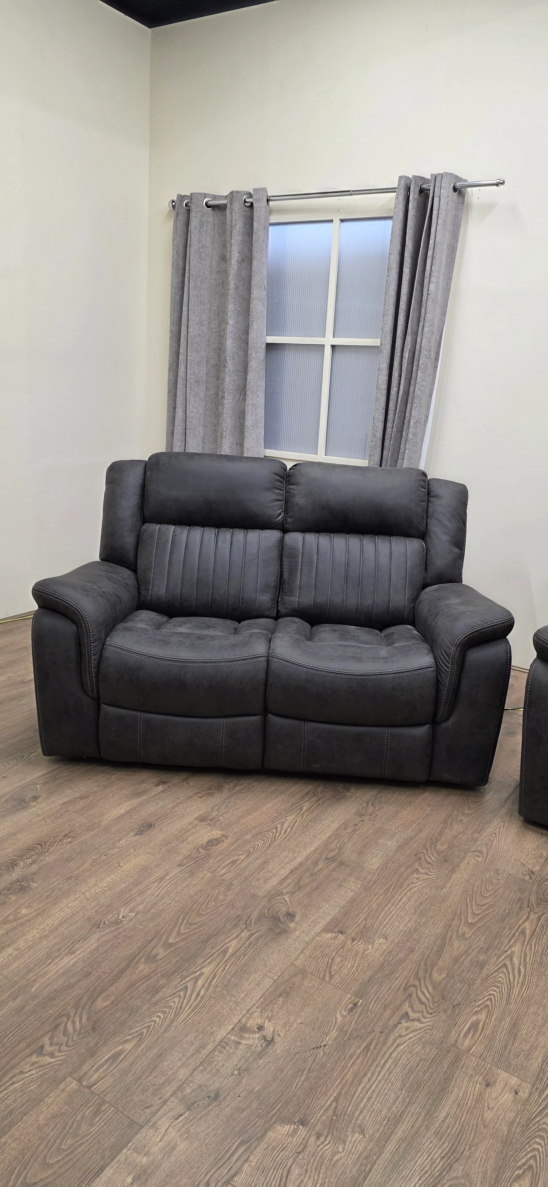 Aldweena Recliner Sofa Set 3+2 Seater - Image 2
