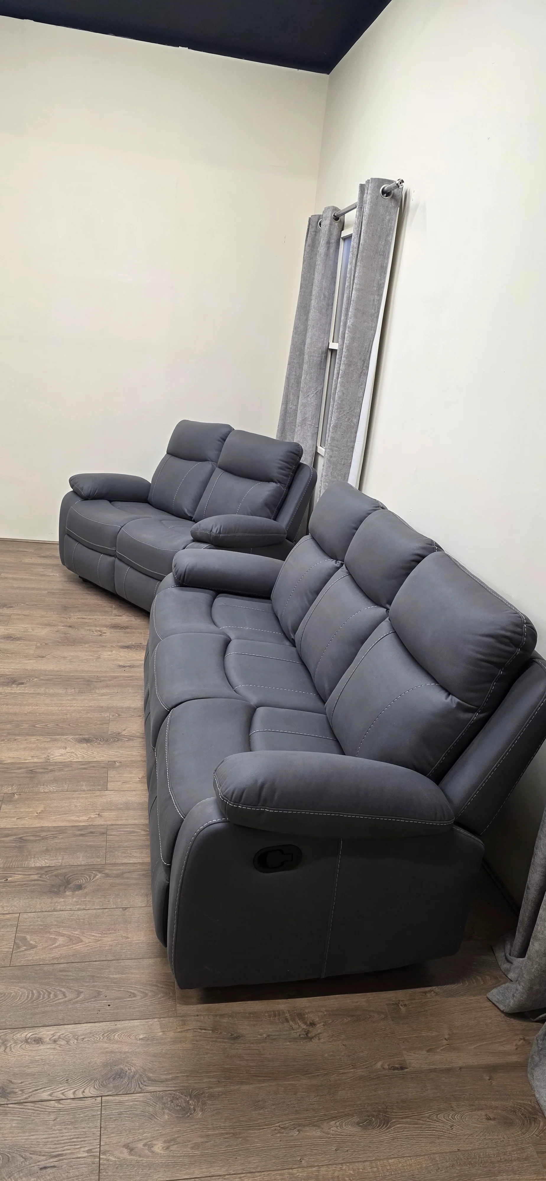 Bristol Recliner Sofa Set - Image 5