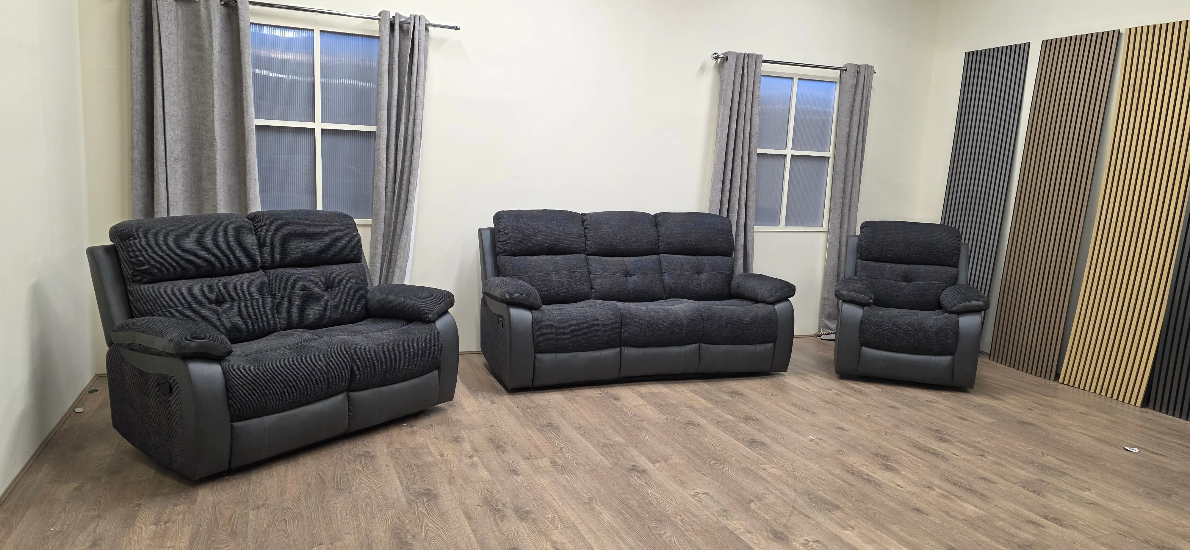 Kingsley Recliner Sofa Set - Image 4