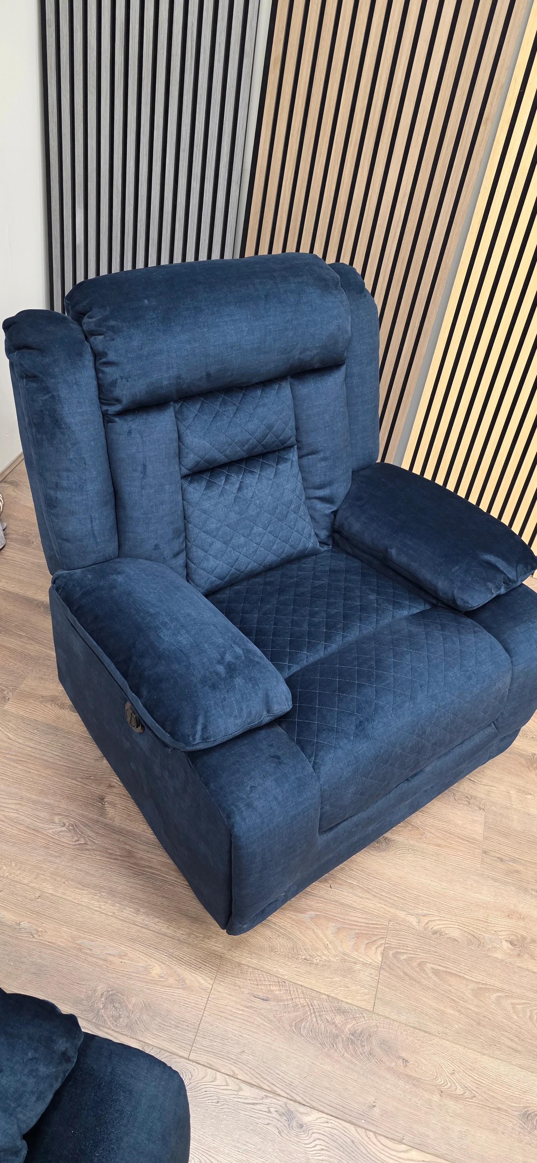 Sapphire Manual Recliner Set - Image 4