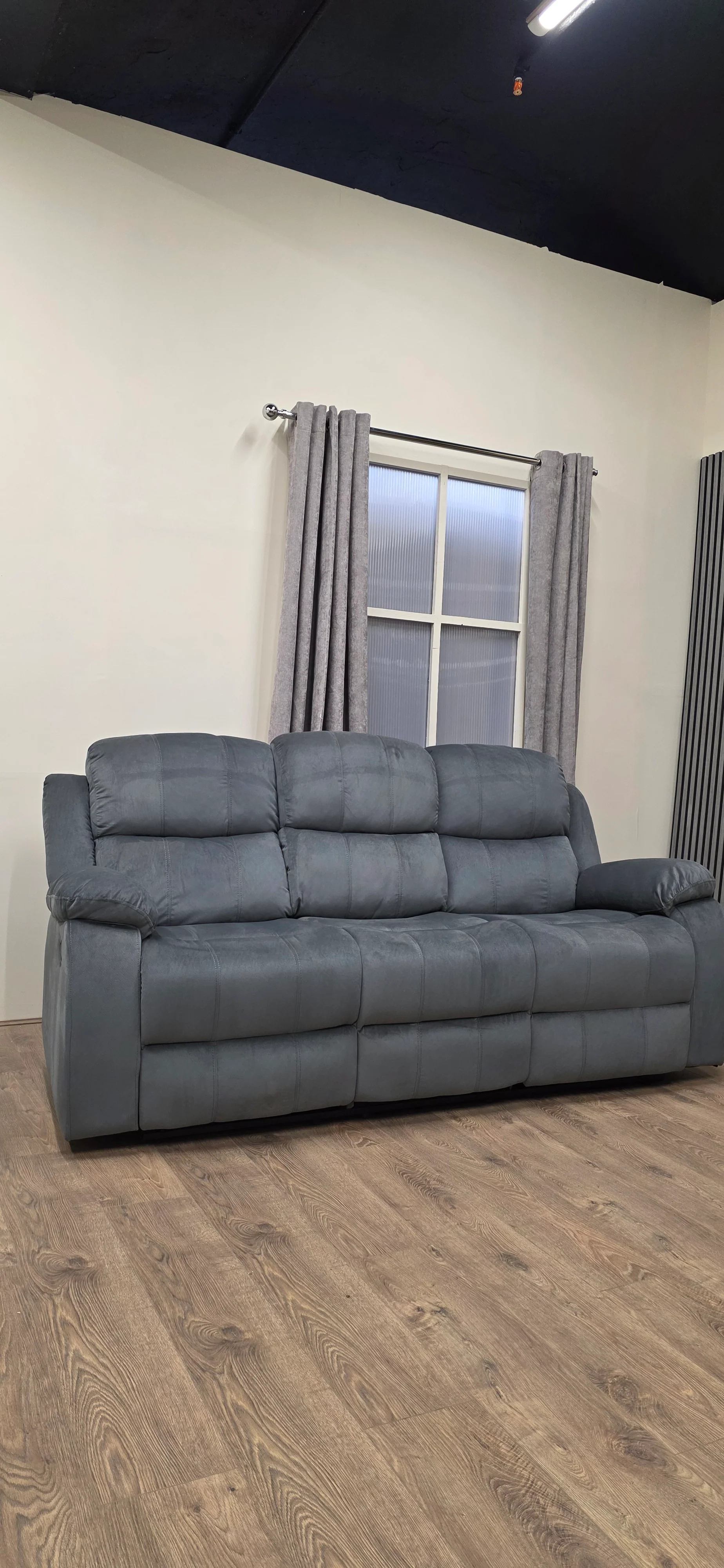 Woodveil 3+2 Seater Recliner Sofa Set - Image 9